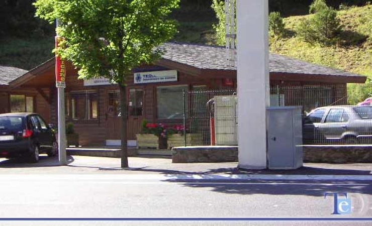 Oficines de tràmits duaners a la frontera hispanoandorrana.